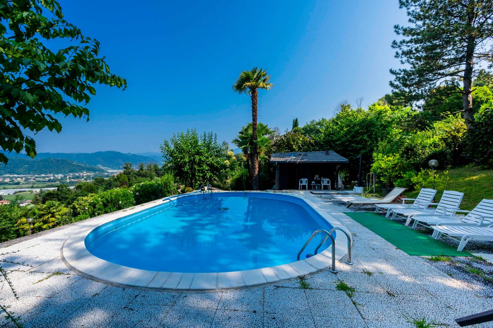 Villa o Villetta - Capriolo